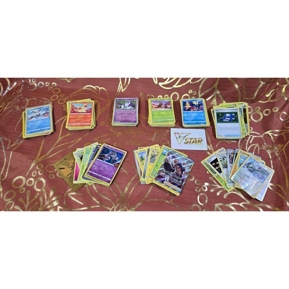150+ Pokemon Cards